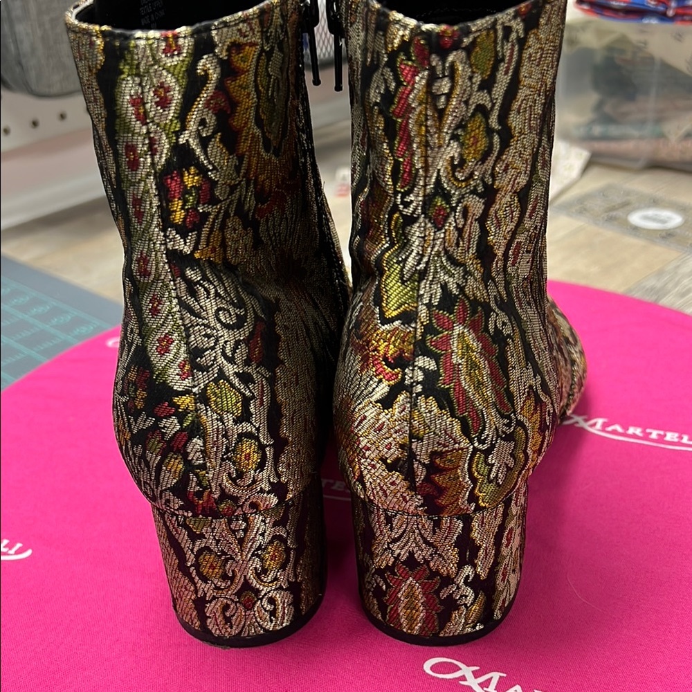 Unisa Tapestry Ankle Boots Sleek Modern Design - Picture 5 of 5